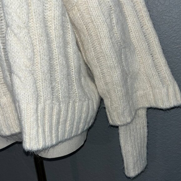 ZARA Layered Double Sleeve Cream Ecru Cable Knit Wool Blend Sweater - EUC -Small - Picture 3 of 9